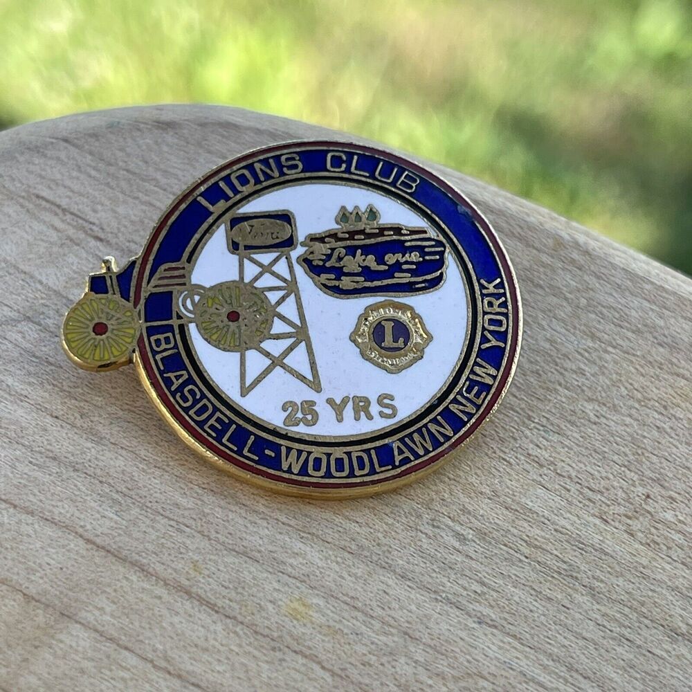 Lions Club Pin‎ Blasdell Woodlawn New York Lake Erie 25 YRS Vintage 1"